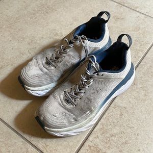 Hoka Bondi 6